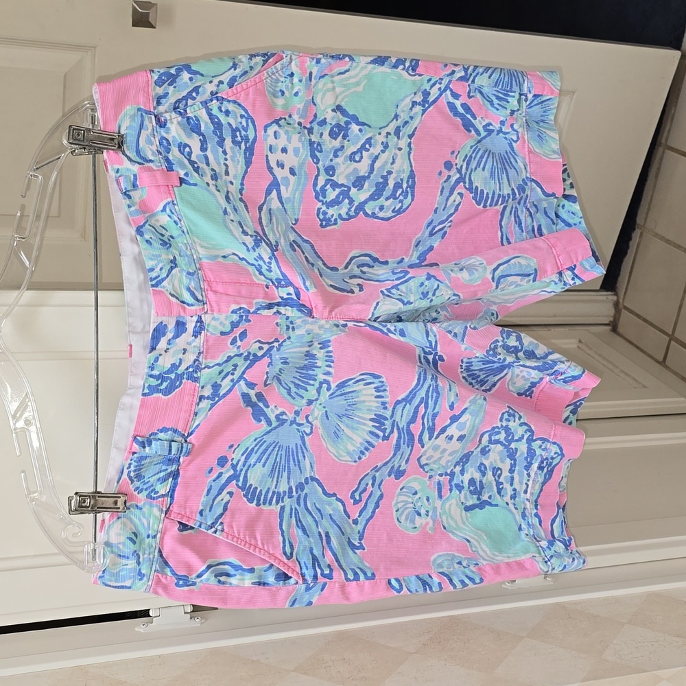 Lilly Pulitzer Chipper Short - Pout Barefoot Princess